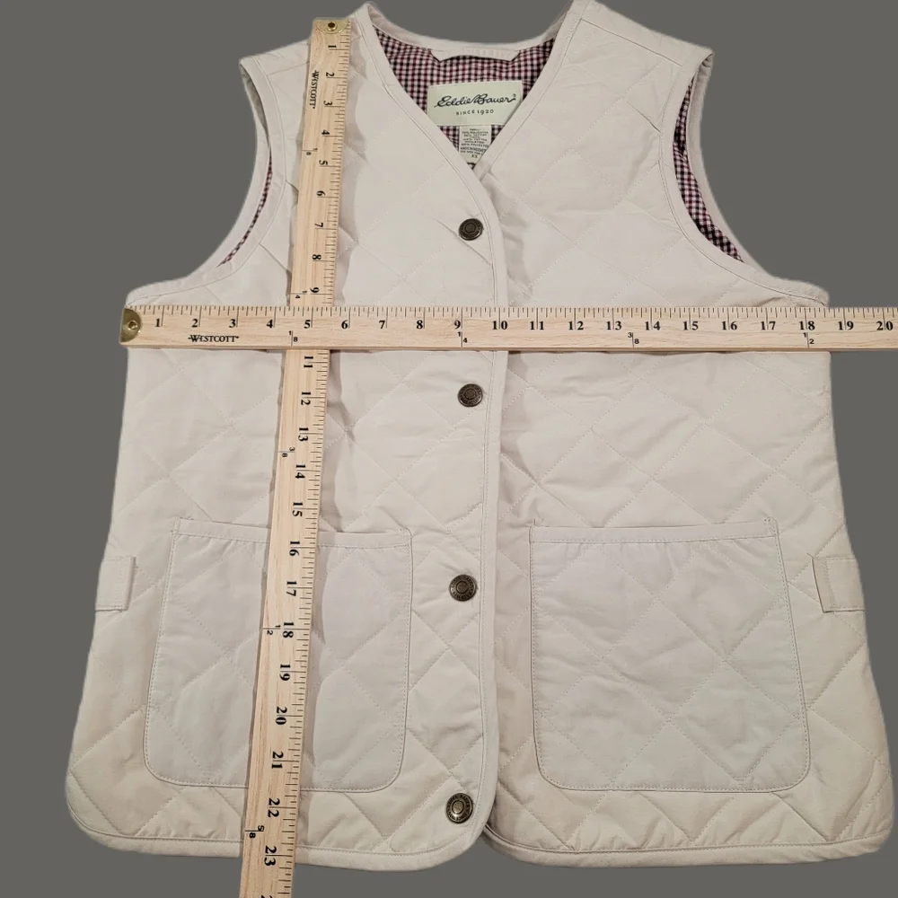 Womens Eddie Bauer XS Quilted Puffer Vest Plaid Lined Creame color. - Picture 5 of 5